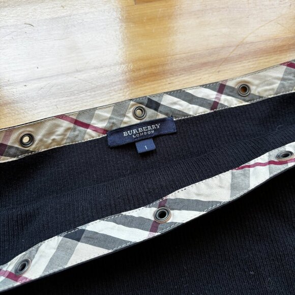 Burberry London Off-the-Shoulder Knit Sweater with Signature Check Trim - Size 1 - Picture 7 of 12